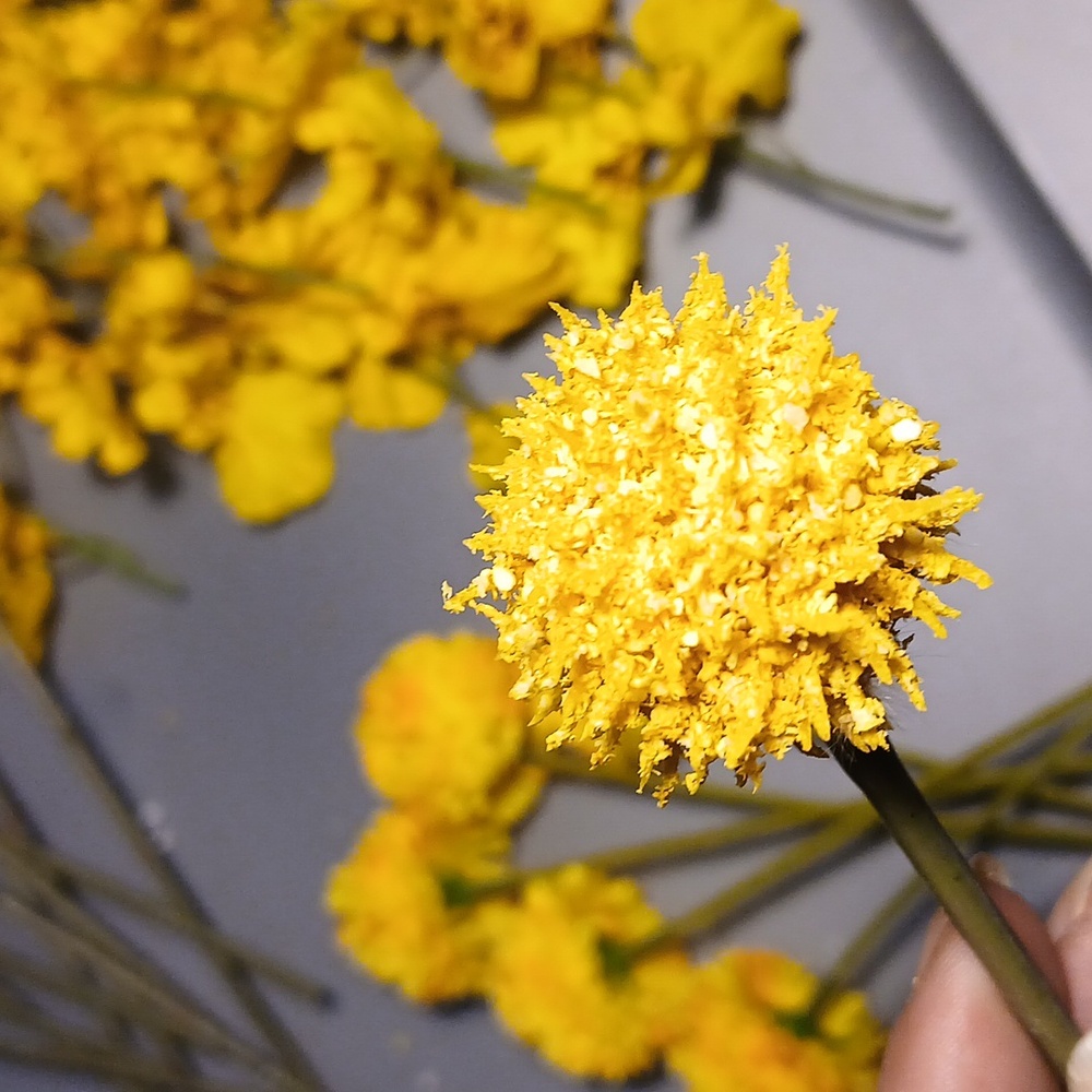 Artificial Floral Stems - Yellow & White w/green - Picture 5 of 10